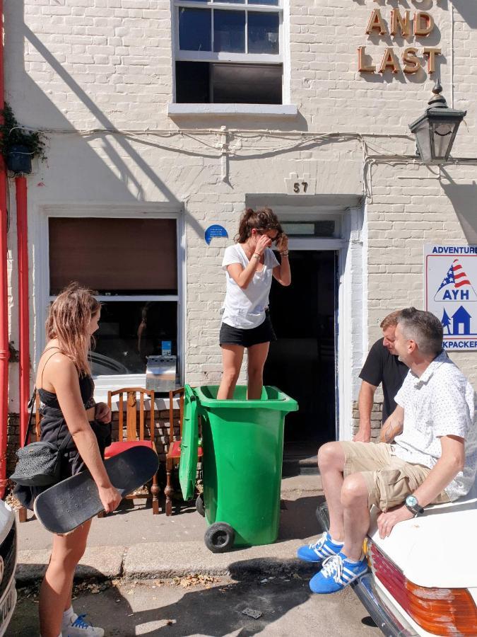 Dover Adventure Backpackers エクステリア 写真