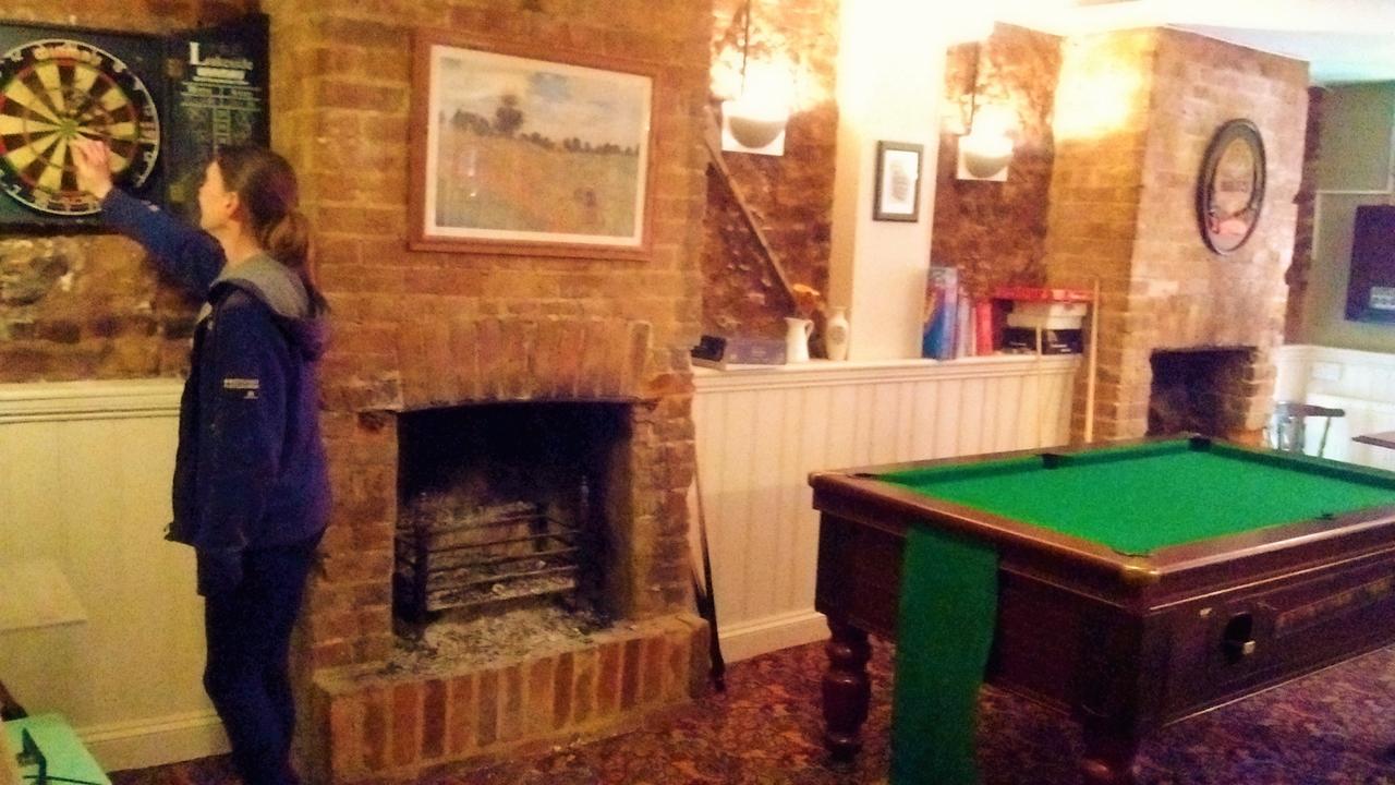 Dover Adventure Backpackers エクステリア 写真